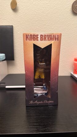 Lakers bobble head
