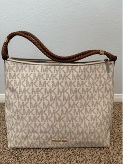 Michael Kors Lexington Signature Shoulder Bag