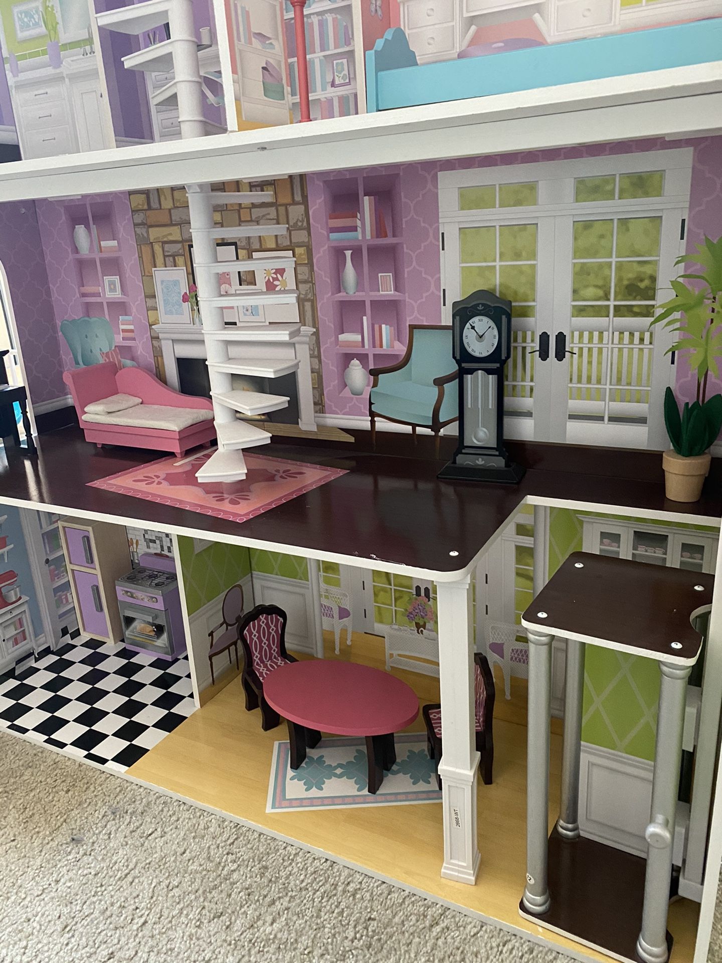 Kidkraft Grand Estates Dollhouse for Sale in Londonderry, NH - OfferUp