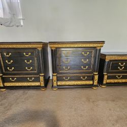 Dressers, Night Stands & Mirror Set