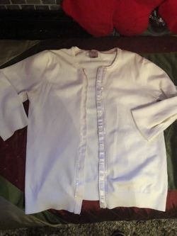 Old navy sweater size L