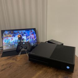 Upgraded 1TB Samsung SSD Xbox One System Bundle With Xbox Series X Controller