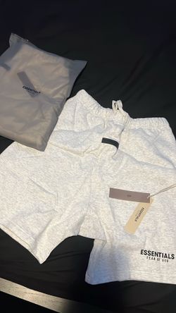 Light grey essential shorts