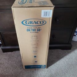 Graco Baby Girl Travel Pack