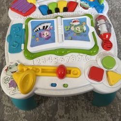 Leapfrog Learn and Groove Musical Table Green