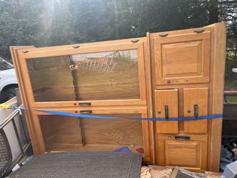 Free oak locking hunting tool cabinet