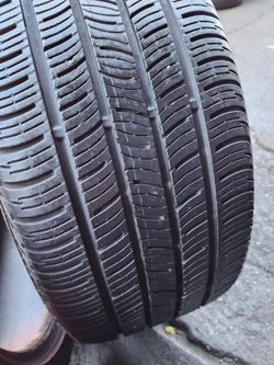 Selling (2] tires 255/40r18 continental contiprocontact