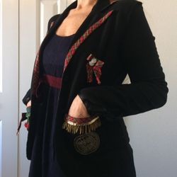 Nice jacket made in Italy very nice for teens