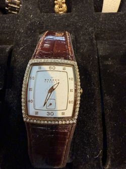 Dazzling Skagen Denmark Women's Dress Watch - Crystal Bezel & Brown Leather Band