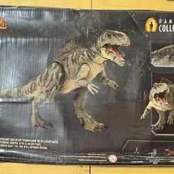 Hammond Collection Giganotosaurus Action Figure