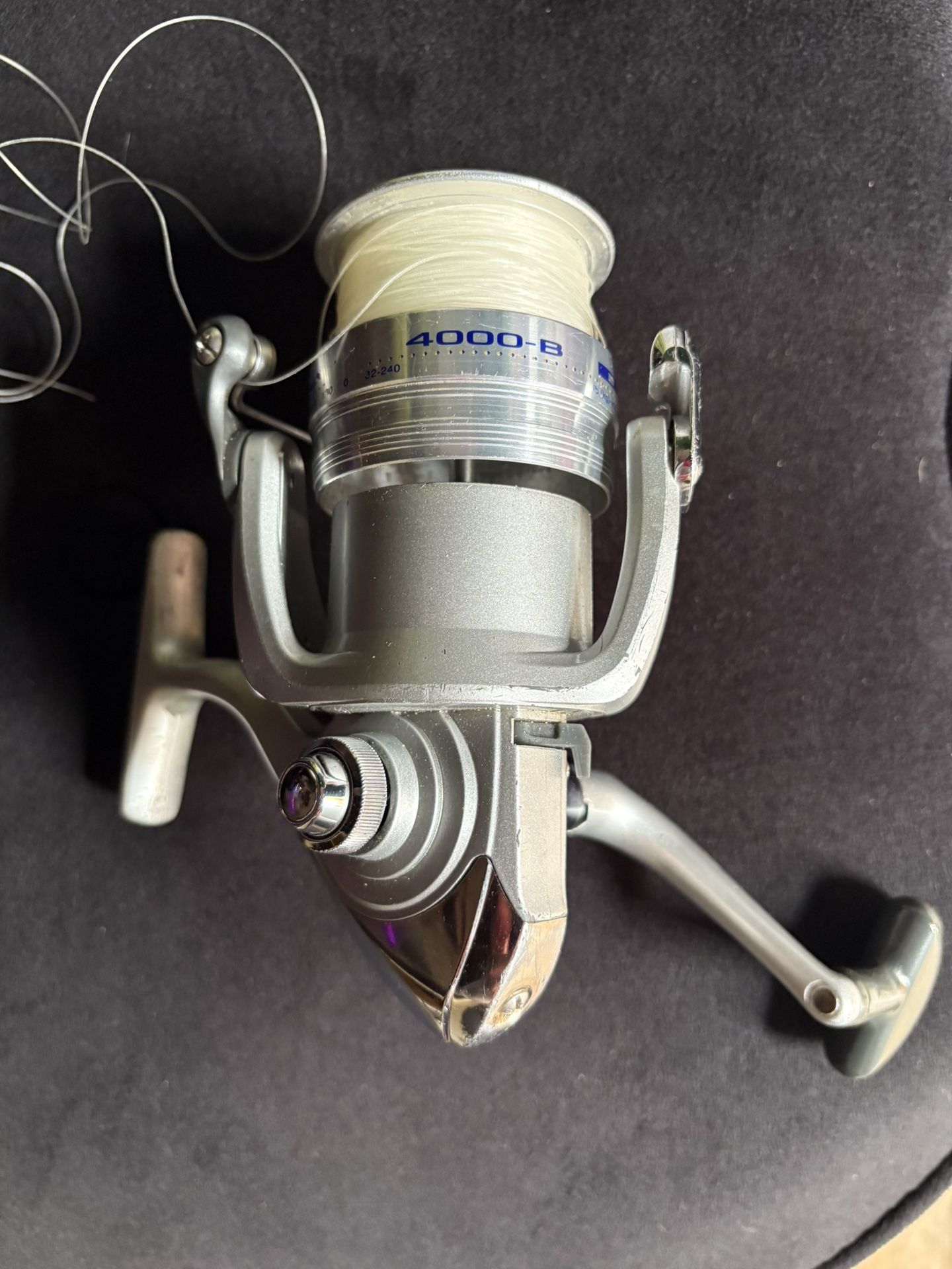 Fishing Reel Daiwa Wave 4000-B Ball Bearing Line