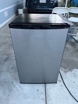 Hisense Mini Refrigerator with Freezer – $80