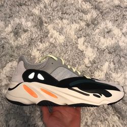 Yeezy Boost 700 Waverunner