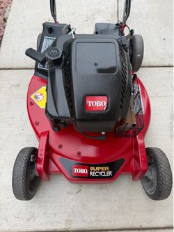 Toro self propelled lawnmower