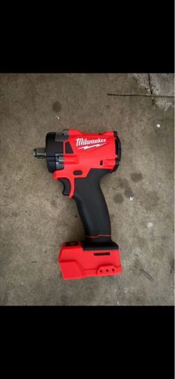 Milwaukee M18 1/2” Impact Wrench