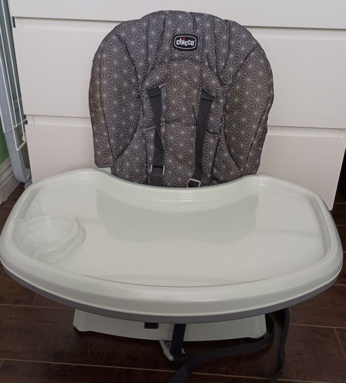 Chicco Snack Booster Seat