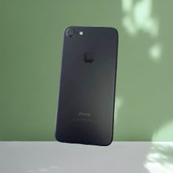iPhone 7 32GB Unlocked-$129