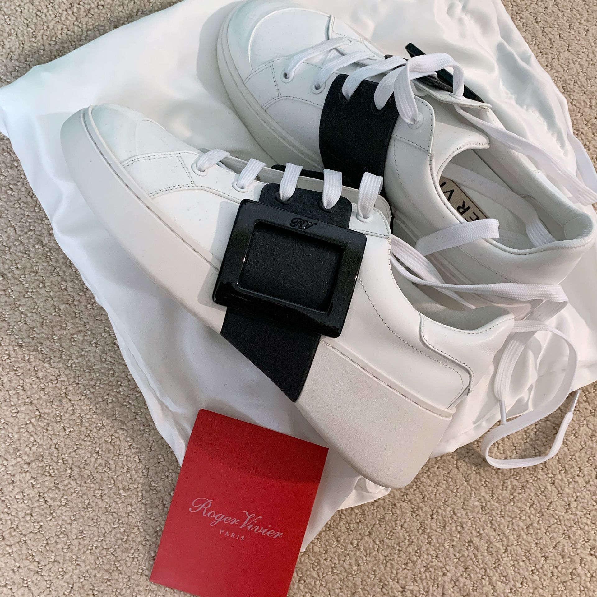 Brand New Roger Vivier Sneakers size 38