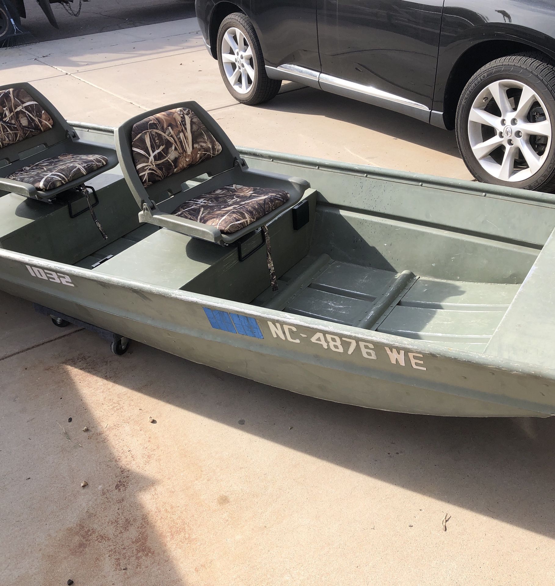 1032 FishMaster aluminum Jon Boat 10’