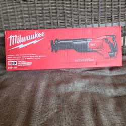 Milwaukee M18 Sawzall