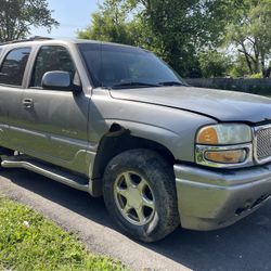 2002 Yukon Denali