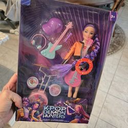 Rumi Doll/KPop Demon Hunters Barbie Doll