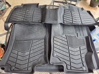 2020-2024 Mercedes-Benz GLE SUV Floor Mats & Cargo Trunk Liner Bundle