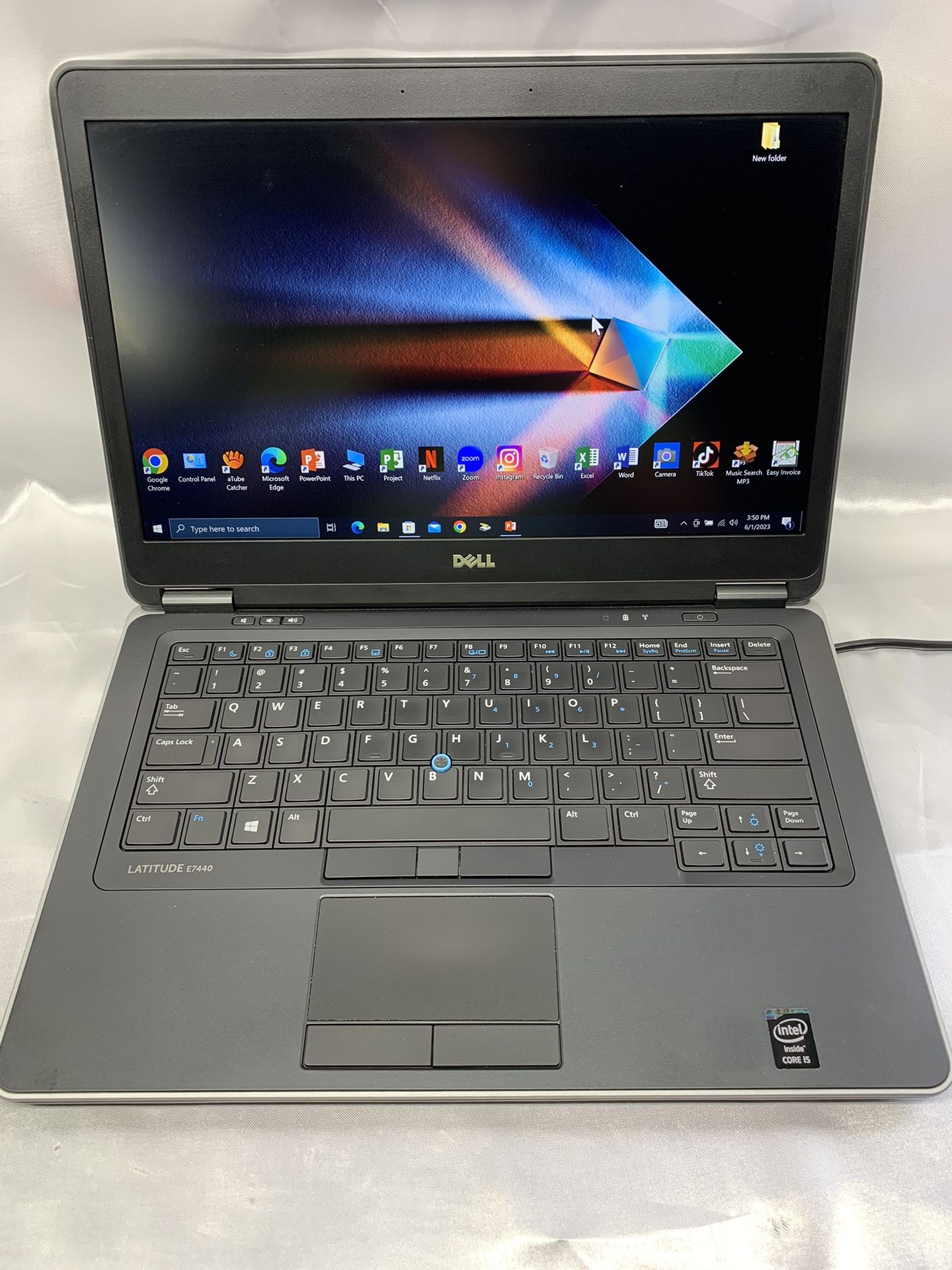 i5..i5…i5… DELL LATITUDE E-7440…8 GENERATION . build On 06/13/2021.. 128.0 GB SSD ( Capacity ) ..8.0 GB RAM .READY TO USED