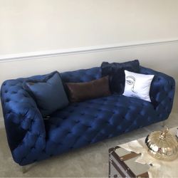 McAndrews 91” Long Upholstered Loveseat Sofa 
