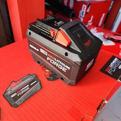 Milwaukee M18 FORGE battery HD12.0 Redlithium