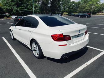 2015 BMW 5 Series Thumbnail