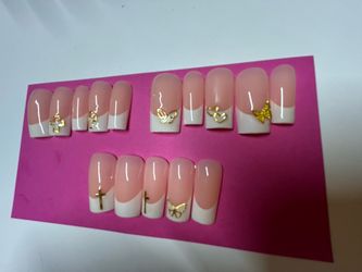 Press On Nails Read Description