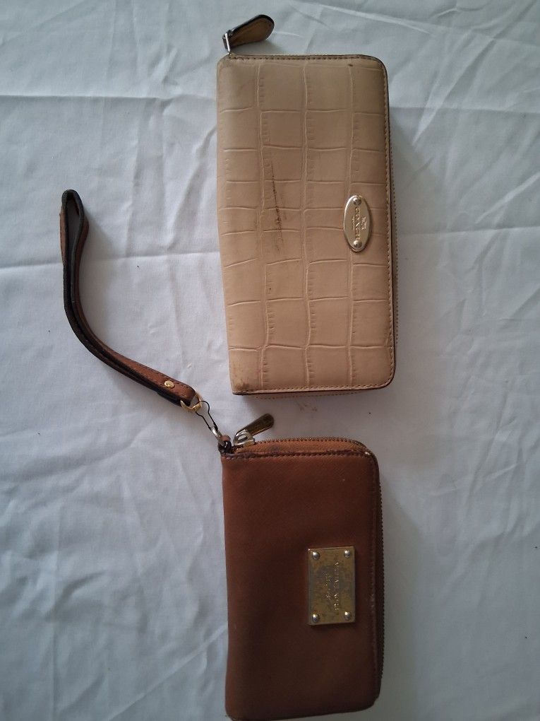 Wristlet Bags