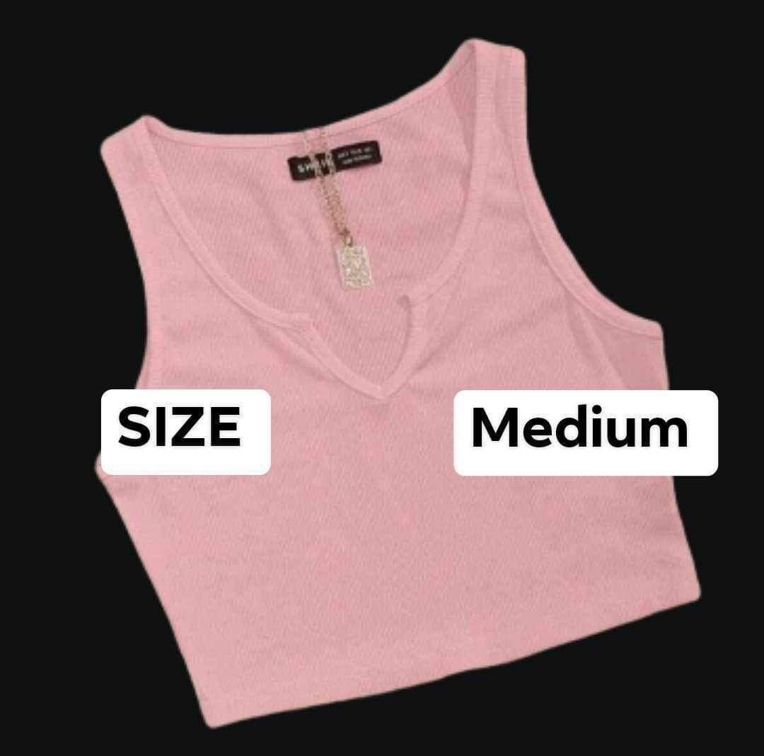 New Women’s Crop Top Size Medium 