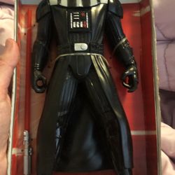 STAR WARS DARTH VADER FIGURE NEW