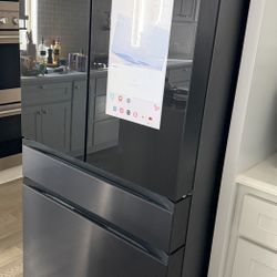 Samsung Bespoke 29 Cu ft Smart Refrigerator