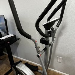 Sunny Elliptical Machine Cross Trainer