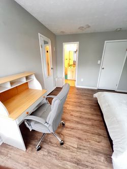 Office Desk and chair