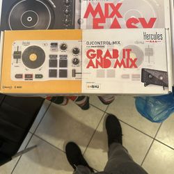 DJ Controller 