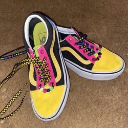 Vans Tennis shoes