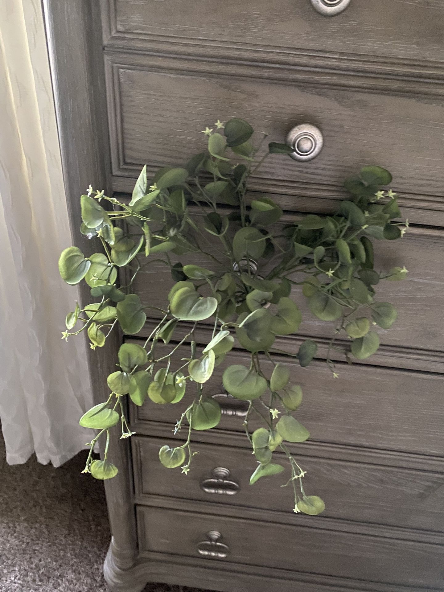 Artificial flower