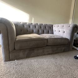 Loveseat 