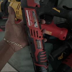 Milwaukee M12 12V Lithium-Ion Cordless Oscillating Multi-Tool, 