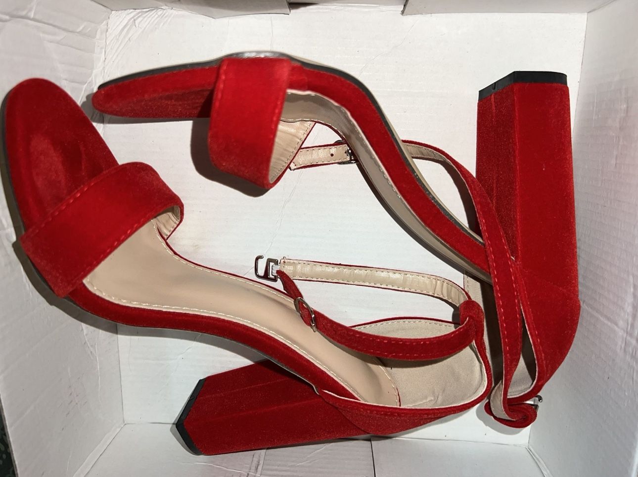 Red high Heels 👠 From SHEIN