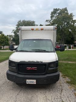 2004 GMC Savana 3500 Box Truck - New Engine, Sleeper, Clean Title