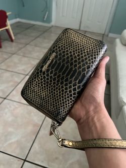Michael Kors Clutch