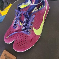 Nike Track Shoes 
