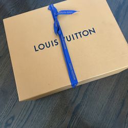 Women’s Louis Vuitton Sneakers 