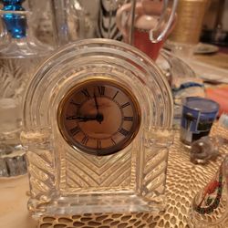 New Vintage Lead Crystal Clear Signatures Regent Desk Table Clock Style 