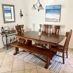 Gorgeous Hardwood Dining Room Set With 4 Chairs And Bench